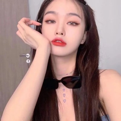 不认识的女友